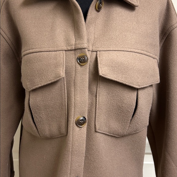 Love Tree Small light brown Jacket with pockets, 100% Polyester, EUC - Picture 2 of 9